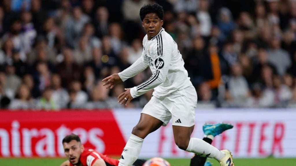 405次，梅西超越普斯卡什成为足坛历史助攻王