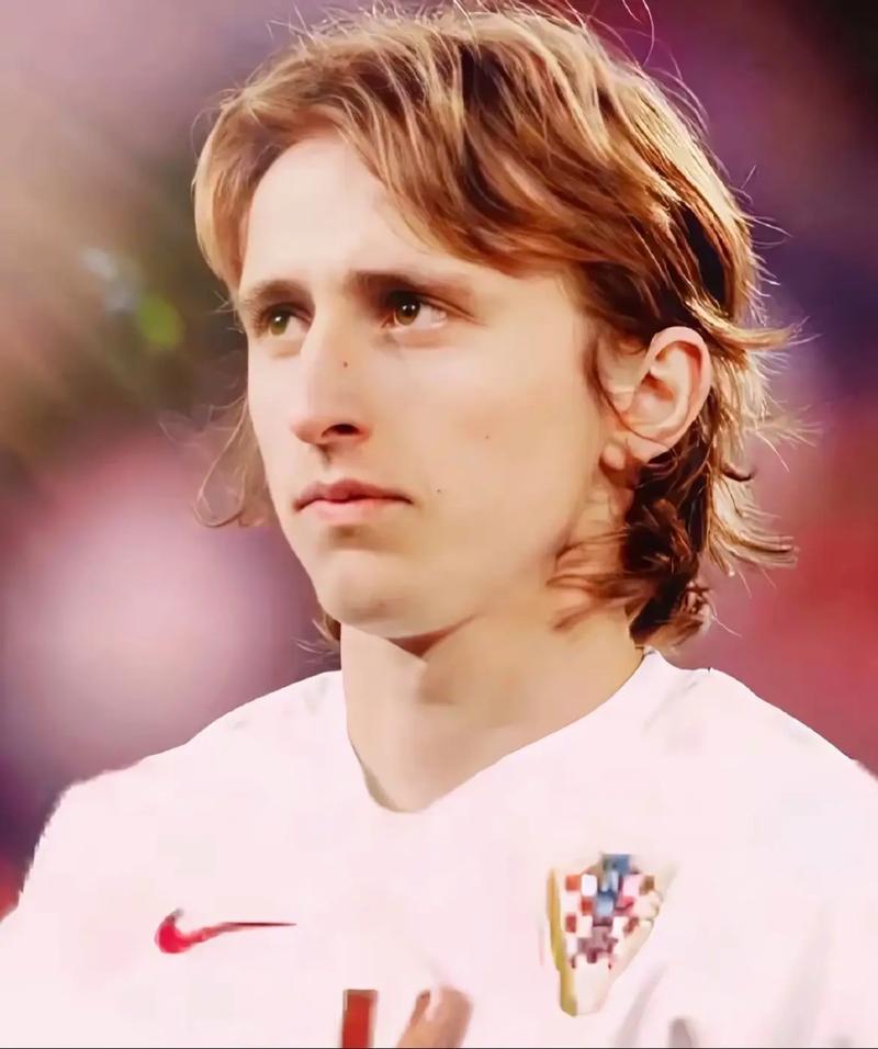 罗马诺：拜仁后卫博埃近期再次被推荐给尤文