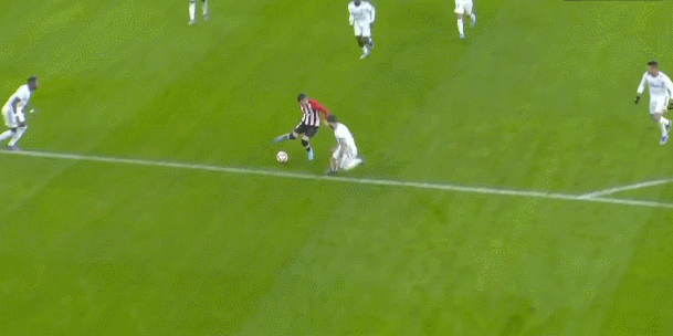 年薪2亿年薪，转会费将超过5300万！沙特不放弃萨拉赫，新月最可能出手